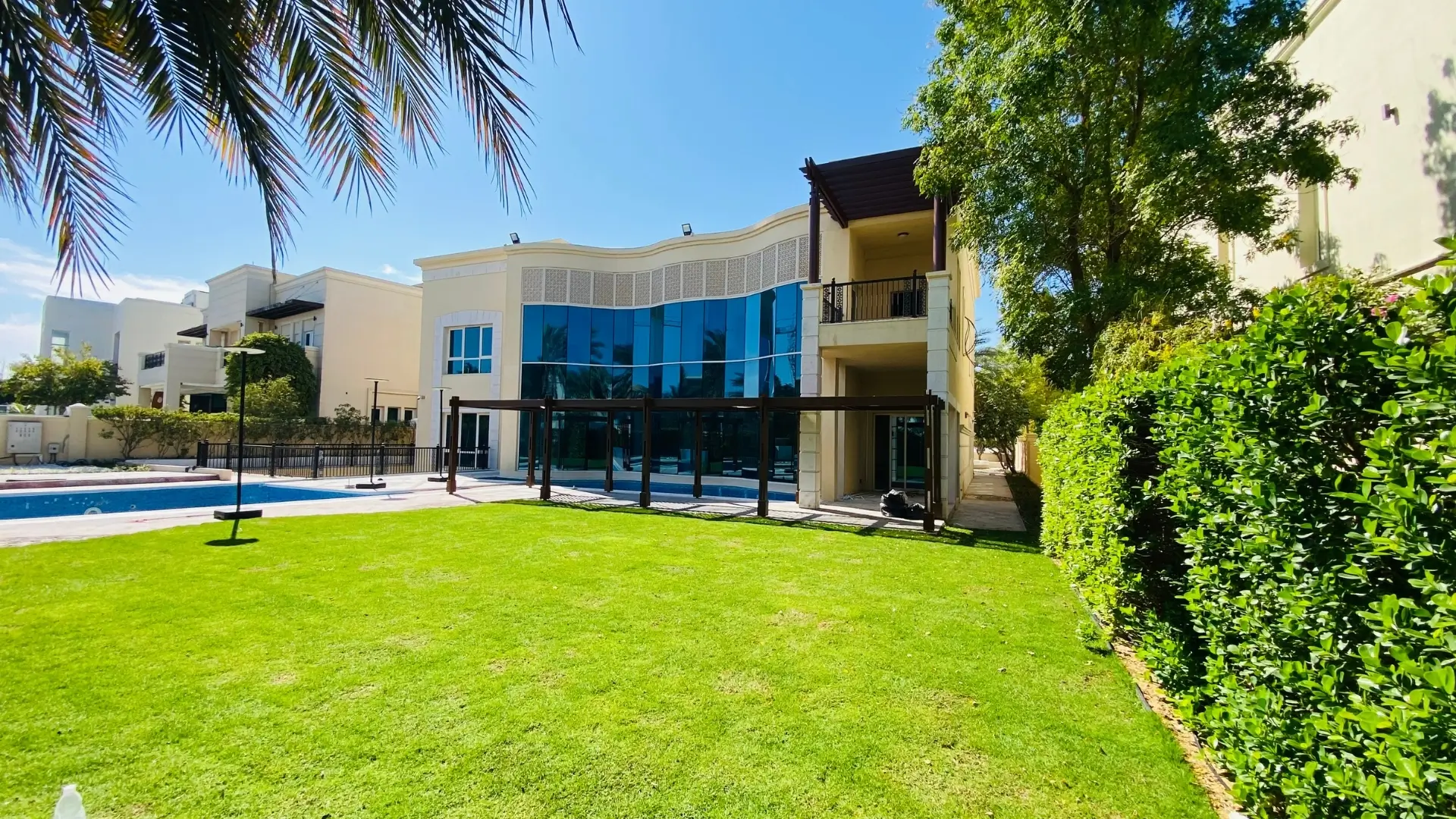 Natural Grass Installation Service in Dubai